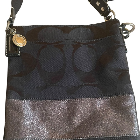 Coach Black Signature Cross Body Swing Bag F0749-40758 - Picture 3 of 9